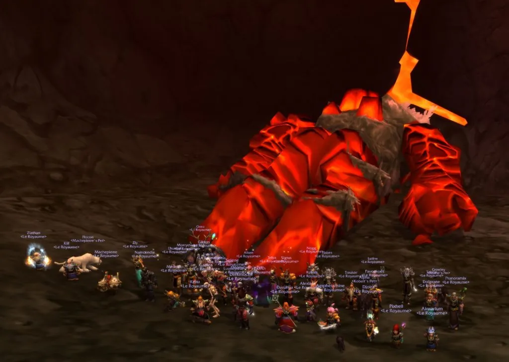 La guilde devant Golemagg l'Incinérateur vaincu
